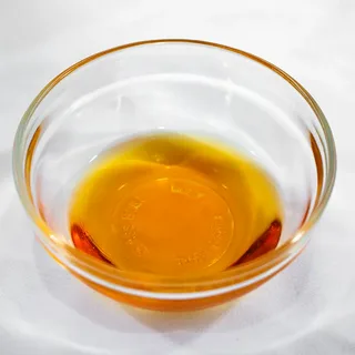 تصویر 3 از روغن کنجد طبیعی کاشان با کیفیت ثابت و کنترل‌ شده